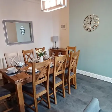Villa West Cliff Townhouse With Parking Whitby Esterno foto